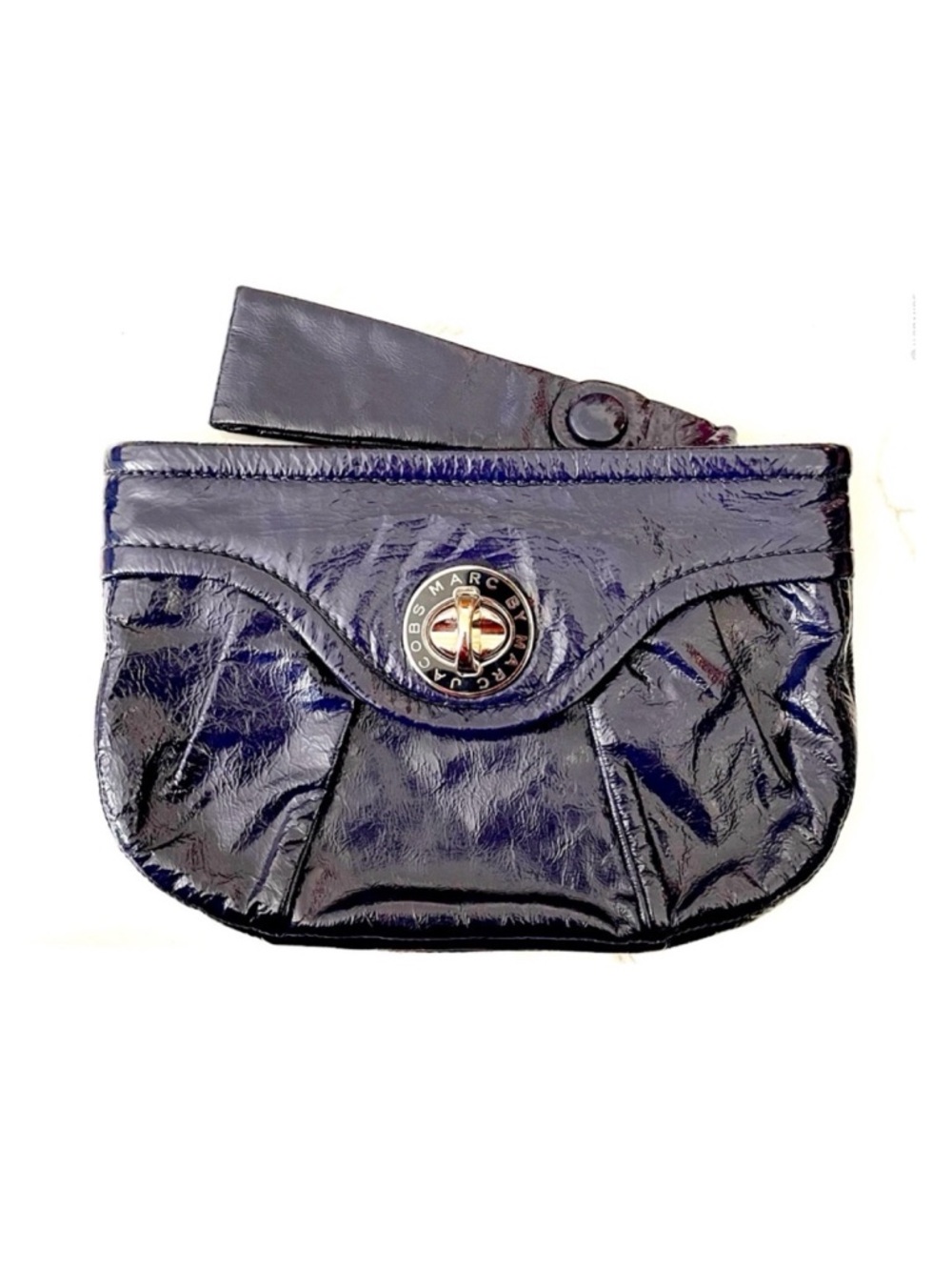 Marc by Marc Jacobs Patent Leather Clutch Wristlet in Navy with Silver Hardware